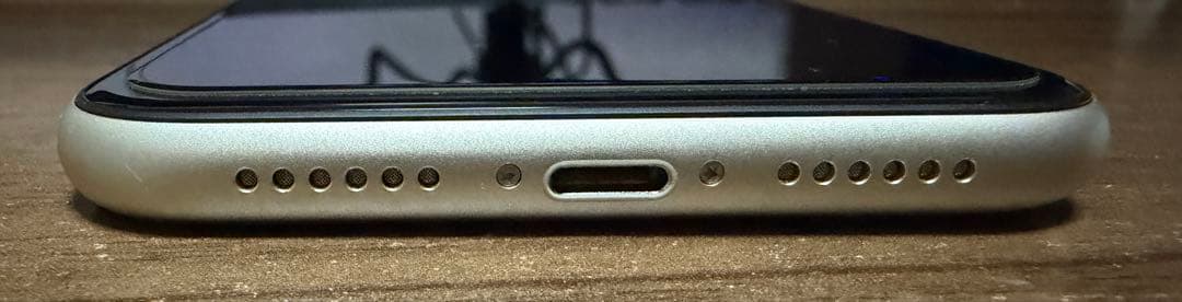 iPhone 11 ホワイト 64GB SIMフリー