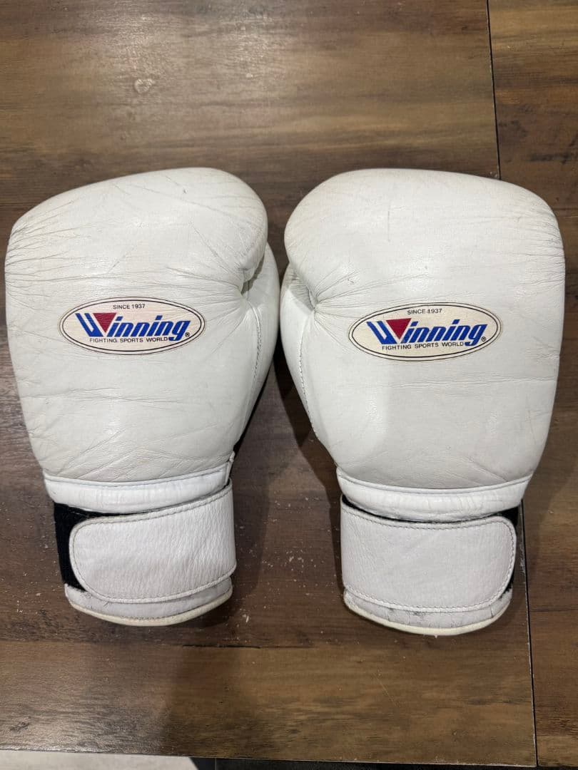 Winning ボクシンググローブ 16 oz ホワイト