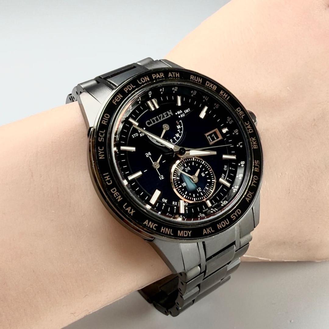【稼働】シチズン 腕時計 アテッサ 電波ソーラー チタン ネイビー文字盤