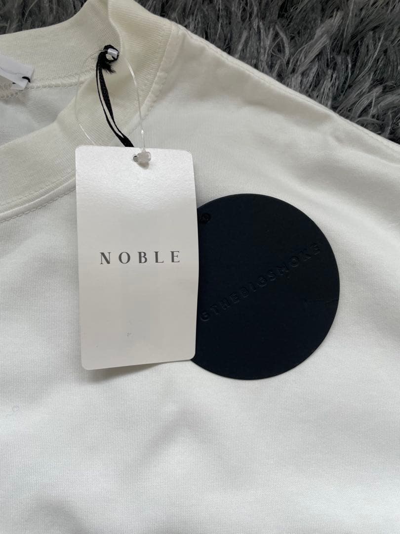 新品タグ付き　NOBLE COGTHEBIGSMOKE Tシャツ