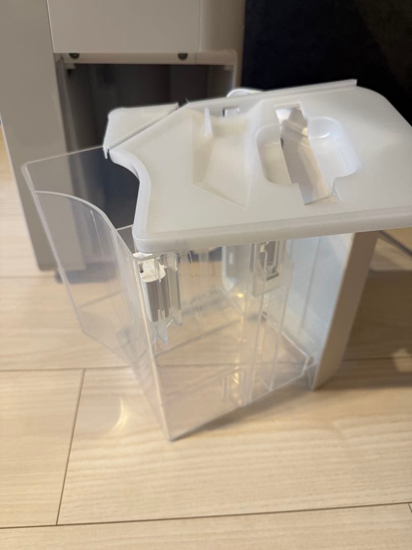 シャープ 衣類乾燥 除湿機 CV-P180-W プラズマクラスター 7000