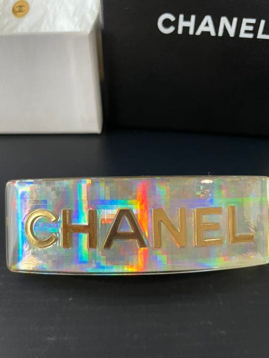 CHANEL ヴィンテージ　ホログラムバレッタ