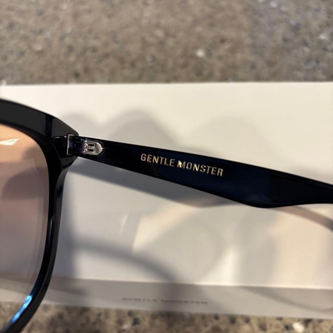 ジェントルモンスター　GENTLE MONSTER ROSY グラデーション