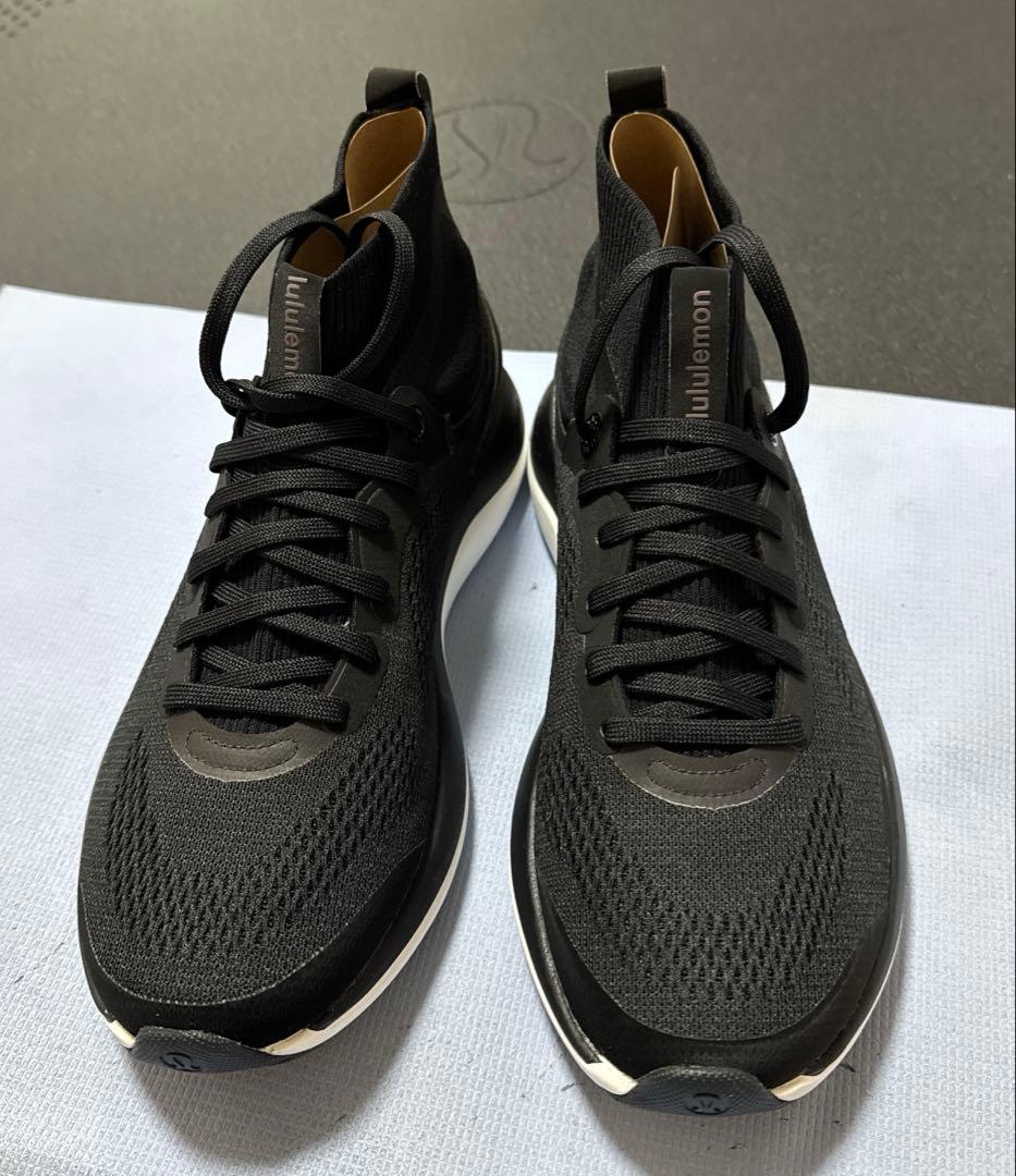 ルルレモン　ワークアウトシューズ