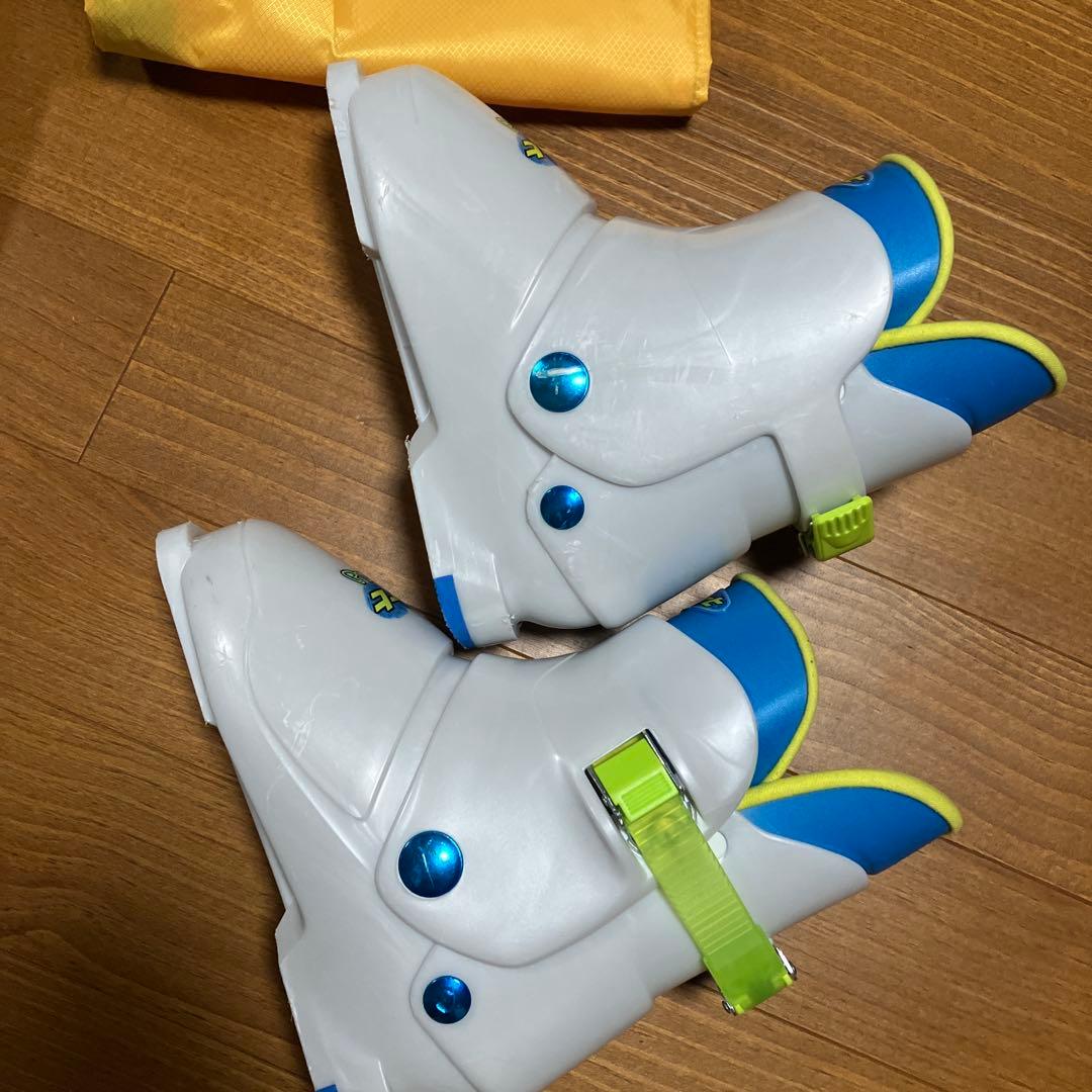 スキー4点セット　板128cm ブーツ23cm ストック90cm