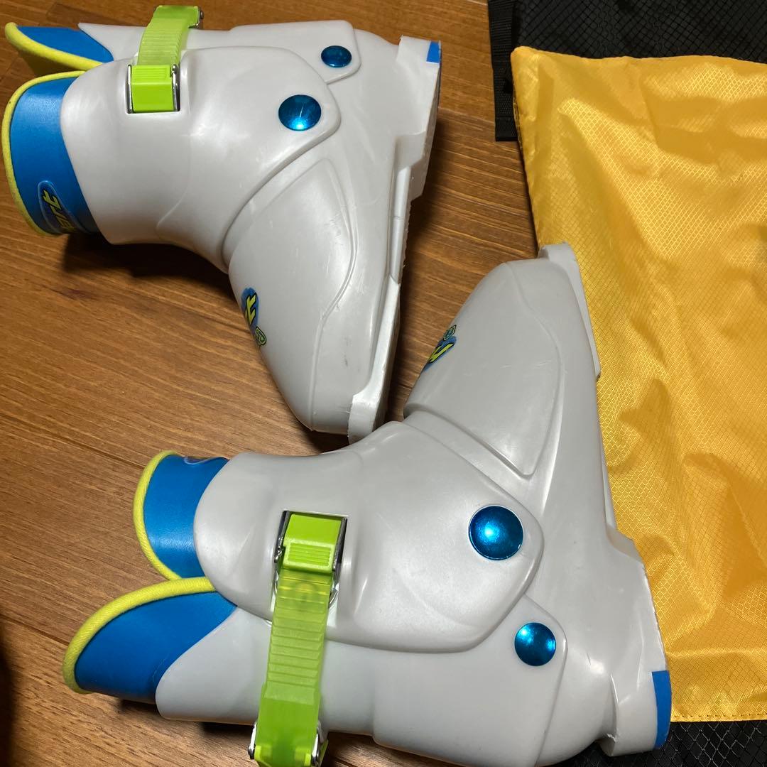 スキー4点セット　板128cm ブーツ23cm ストック90cm