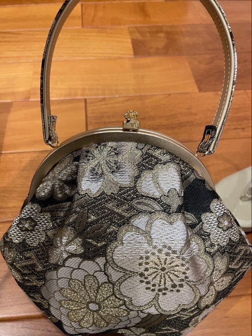 成人式　バッグと草履セット