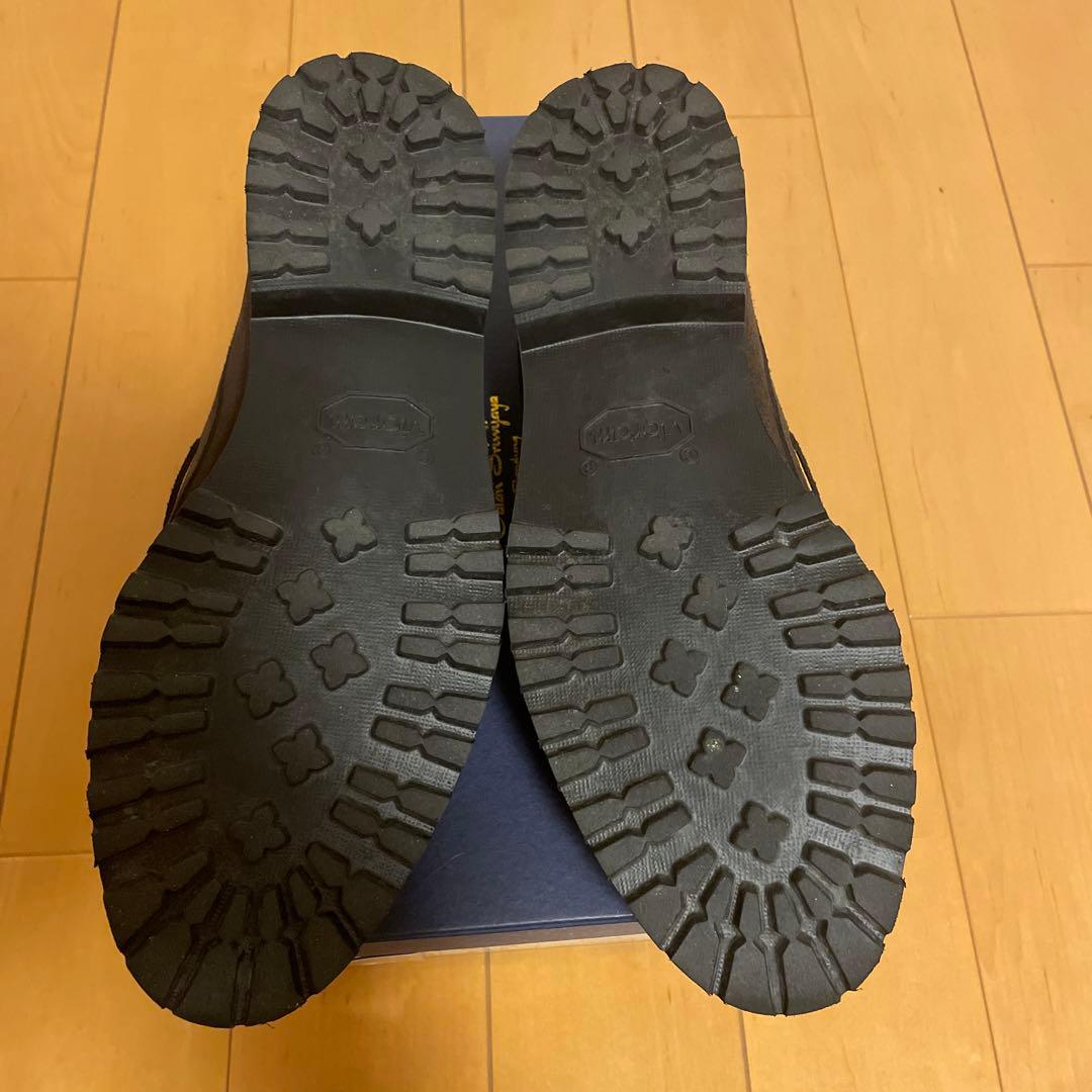 靴 Jalan Sriwijawa 99038 18045