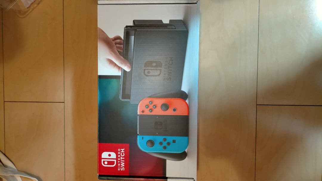 NINTENDO SWITCH　本体