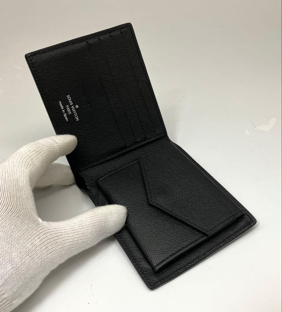 ⭐️ 新型 極美品 ルイ・ヴィトン エピ マルコ 二つ折り財布 ブラック 鑑定済