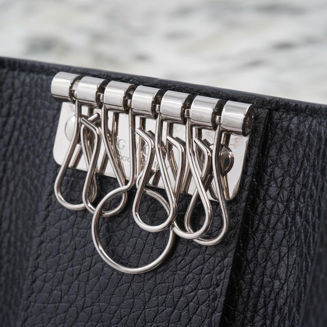 未使用品　GUCCI グッチ　6連キーケース　三つ折り　GG柄　ブラック　希少