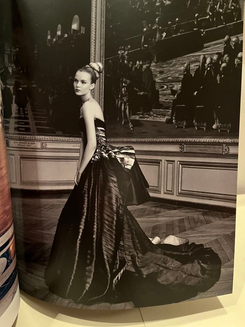 お値下げ❗️DIORの限定豪華本 ディオール ニュークチュール