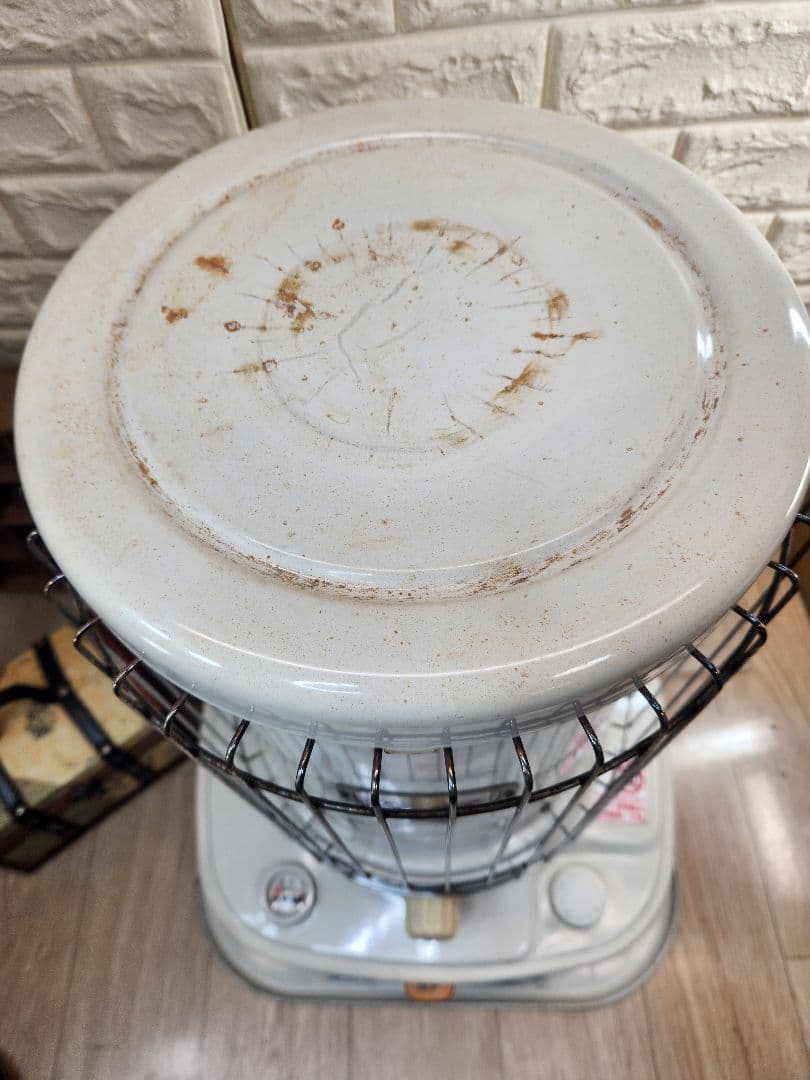 送料無料❤2014⑨■コロナ ホワイト 石油ストーブ 安全ガード付き