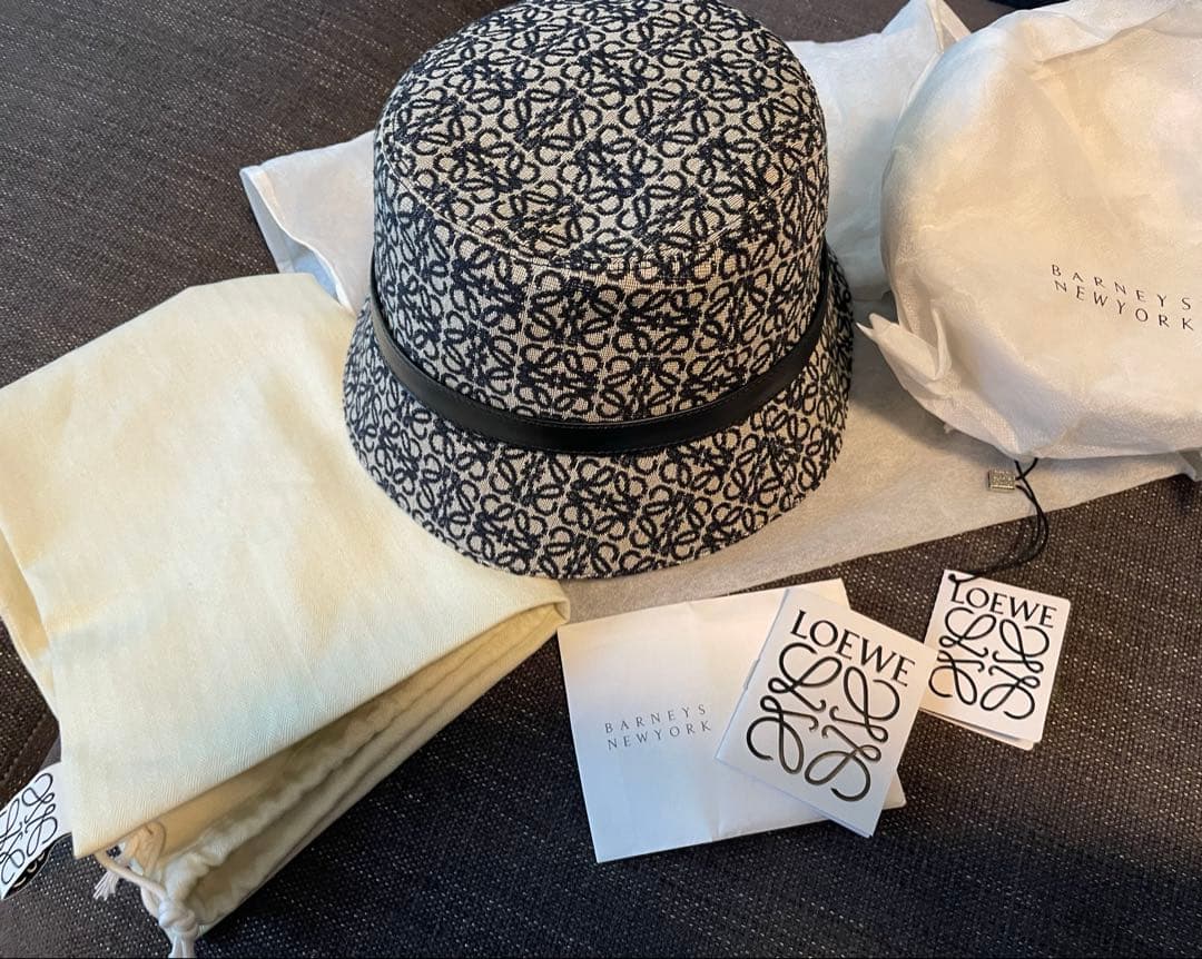 LOEWE アナグラム　バケットハット 保存袋付き