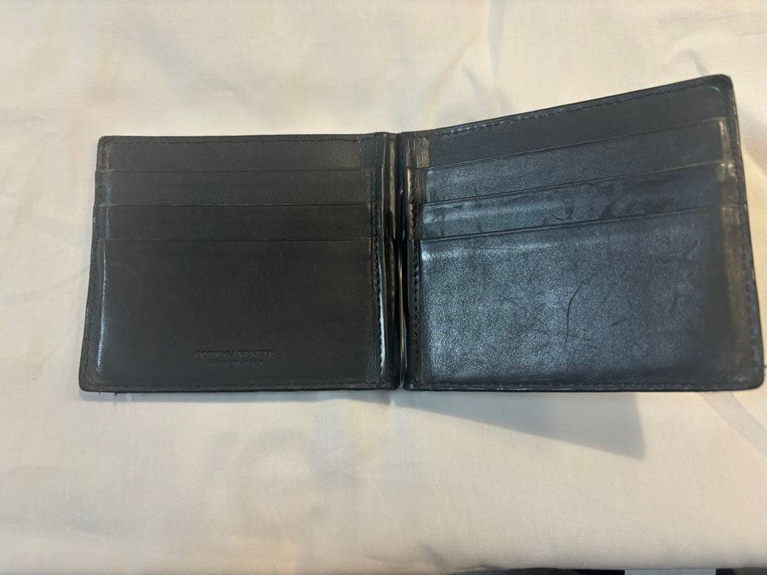 ボッテガヴェネタ　二つ折り財布　マネークリップ　レザー