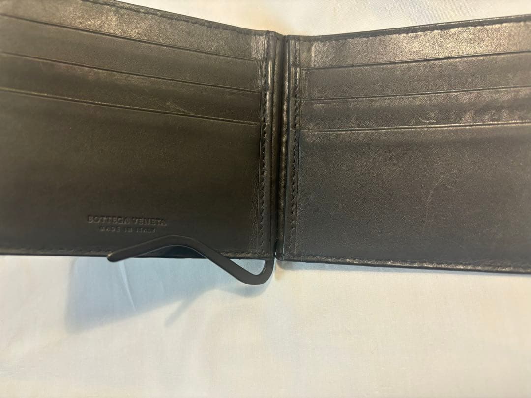 ボッテガヴェネタ　二つ折り財布　マネークリップ　レザー