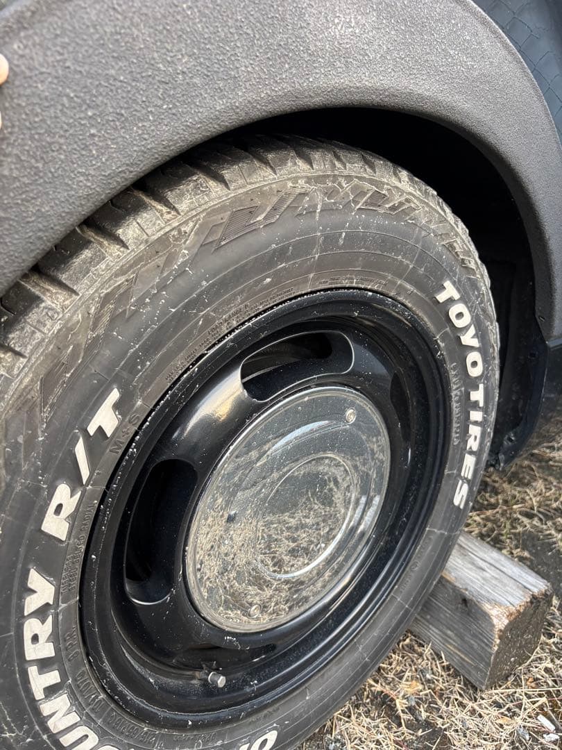 エセックス　CRS　200 系ハイエース　オーバーフェンダー　25mm