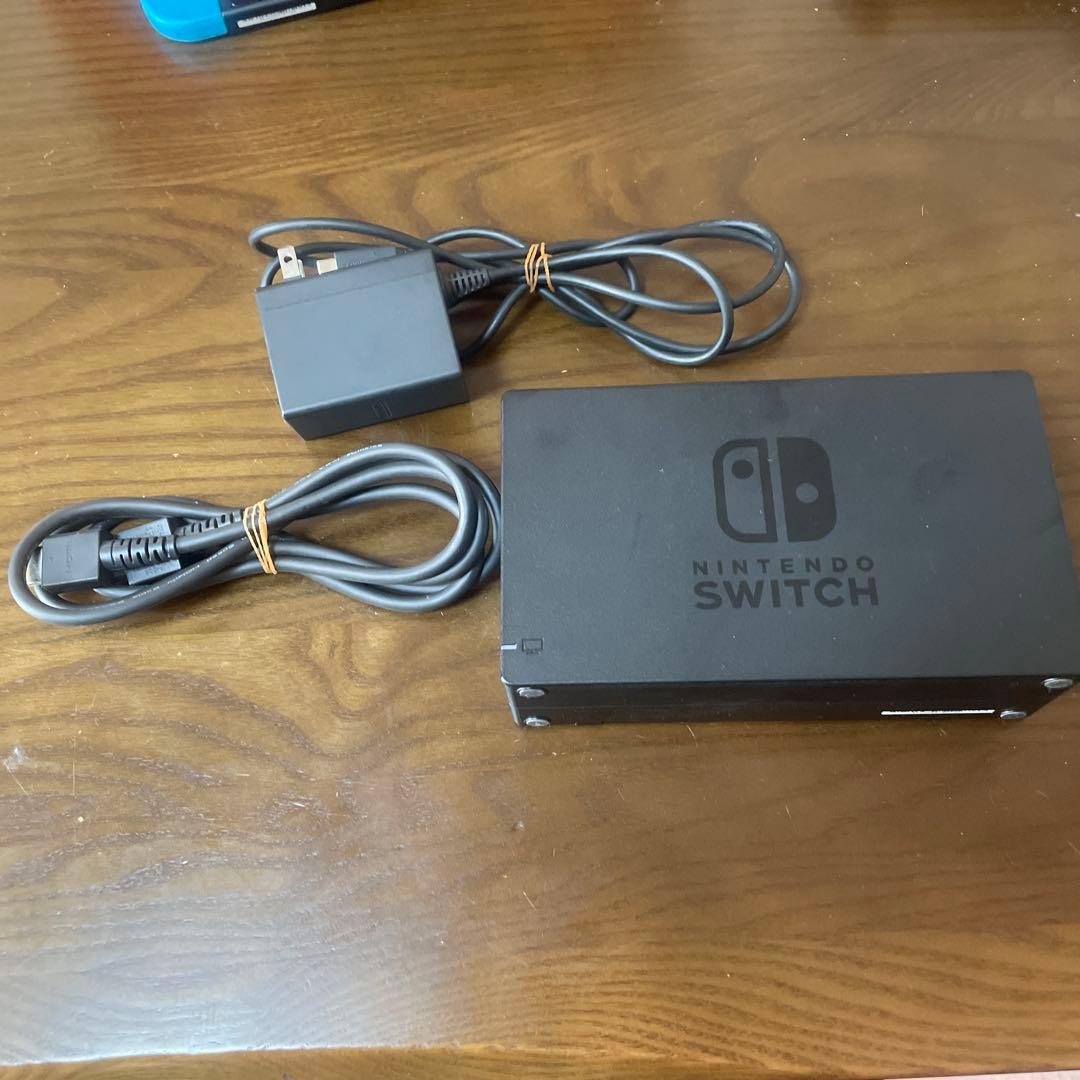 Nintendo Switch 本体 ＋プロコン2つ