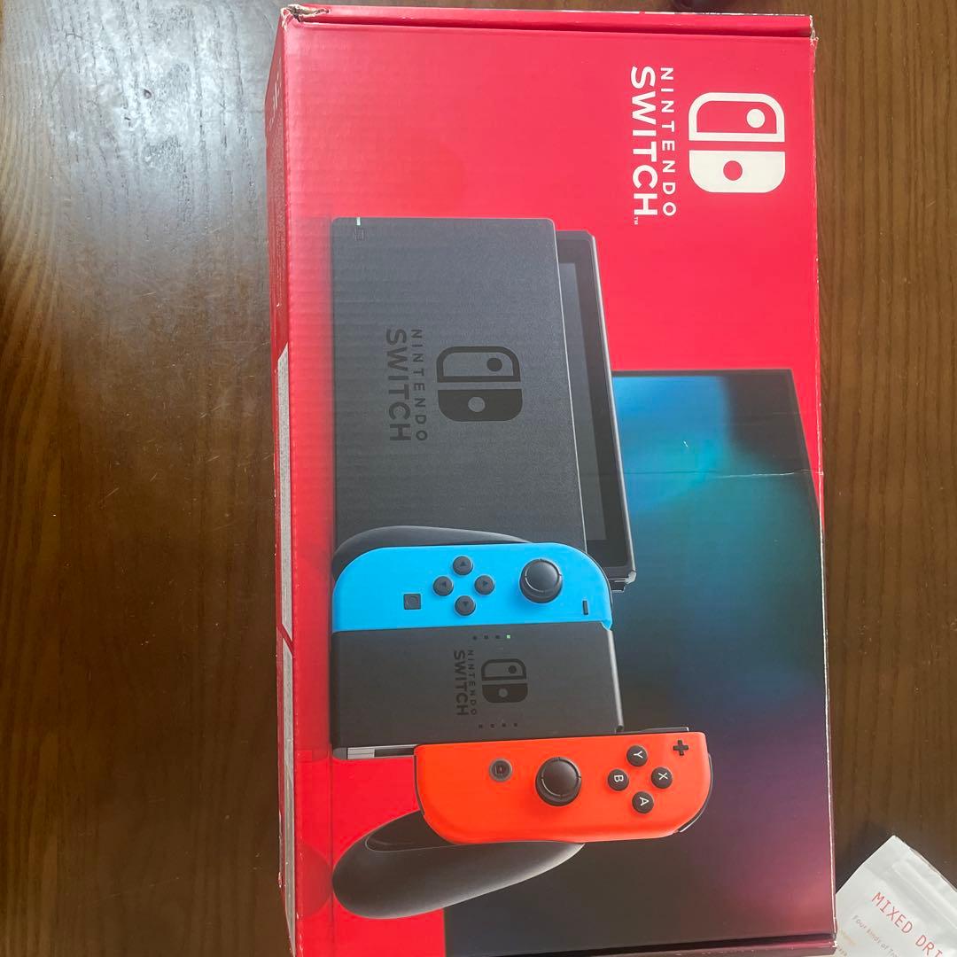 Nintendo Switch 本体 ＋プロコン2つ