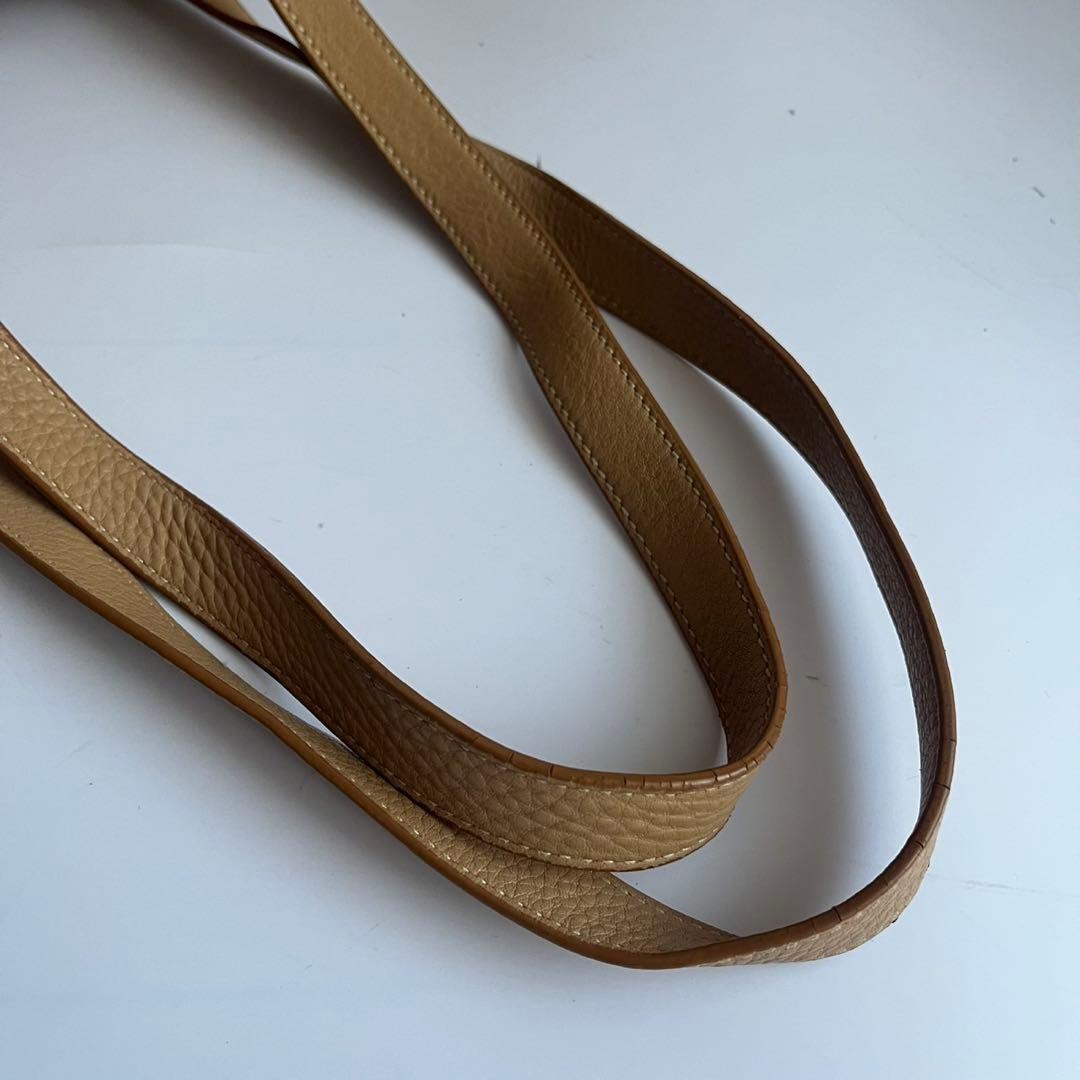 極美品✨　PRADA トートバッグ レザー　ベージュ　三角プレート