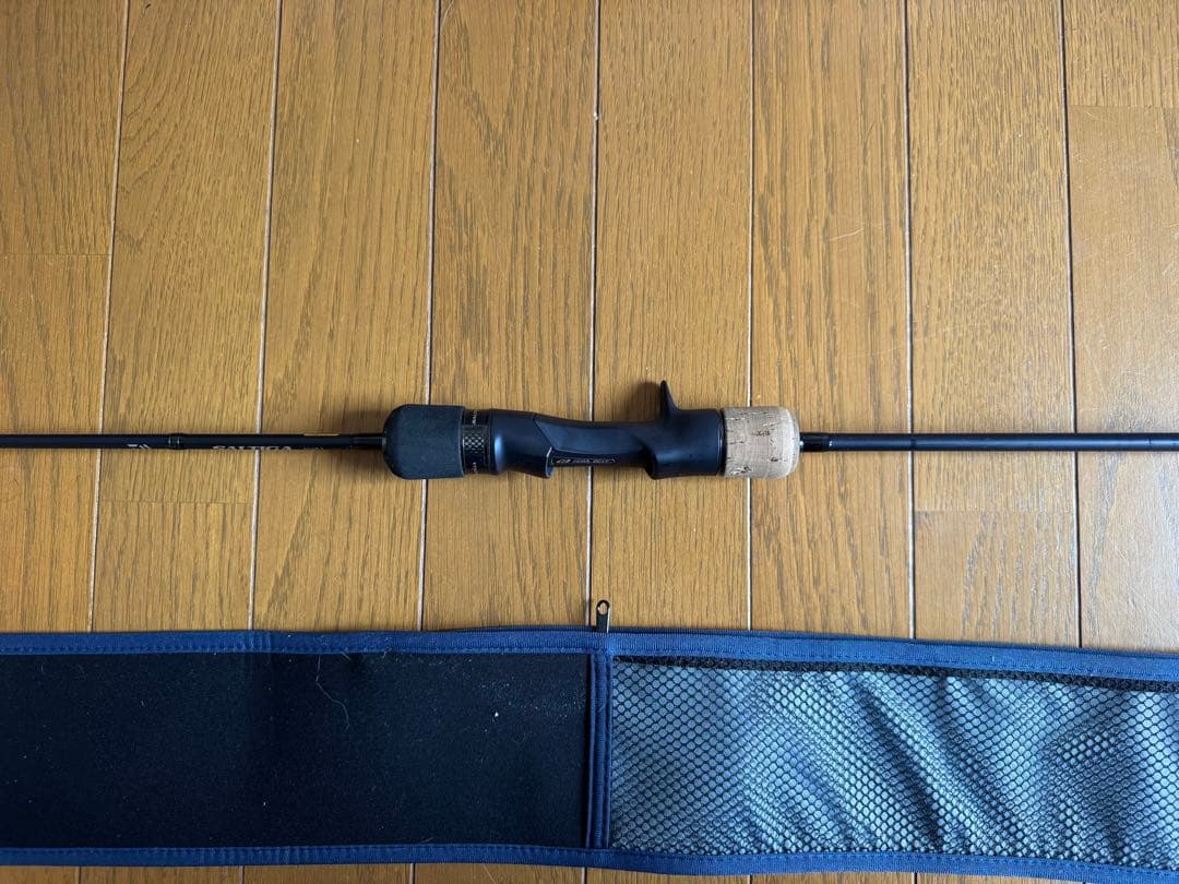 ソルティガSJ 64B-3 ロッドケース付き