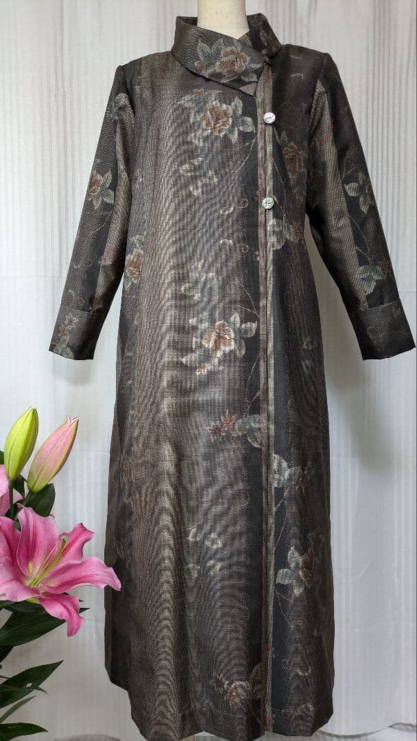 No242 大島紬着物リメイク ９マルキ大島紬重ね襟ワンピ （被りタイプ）