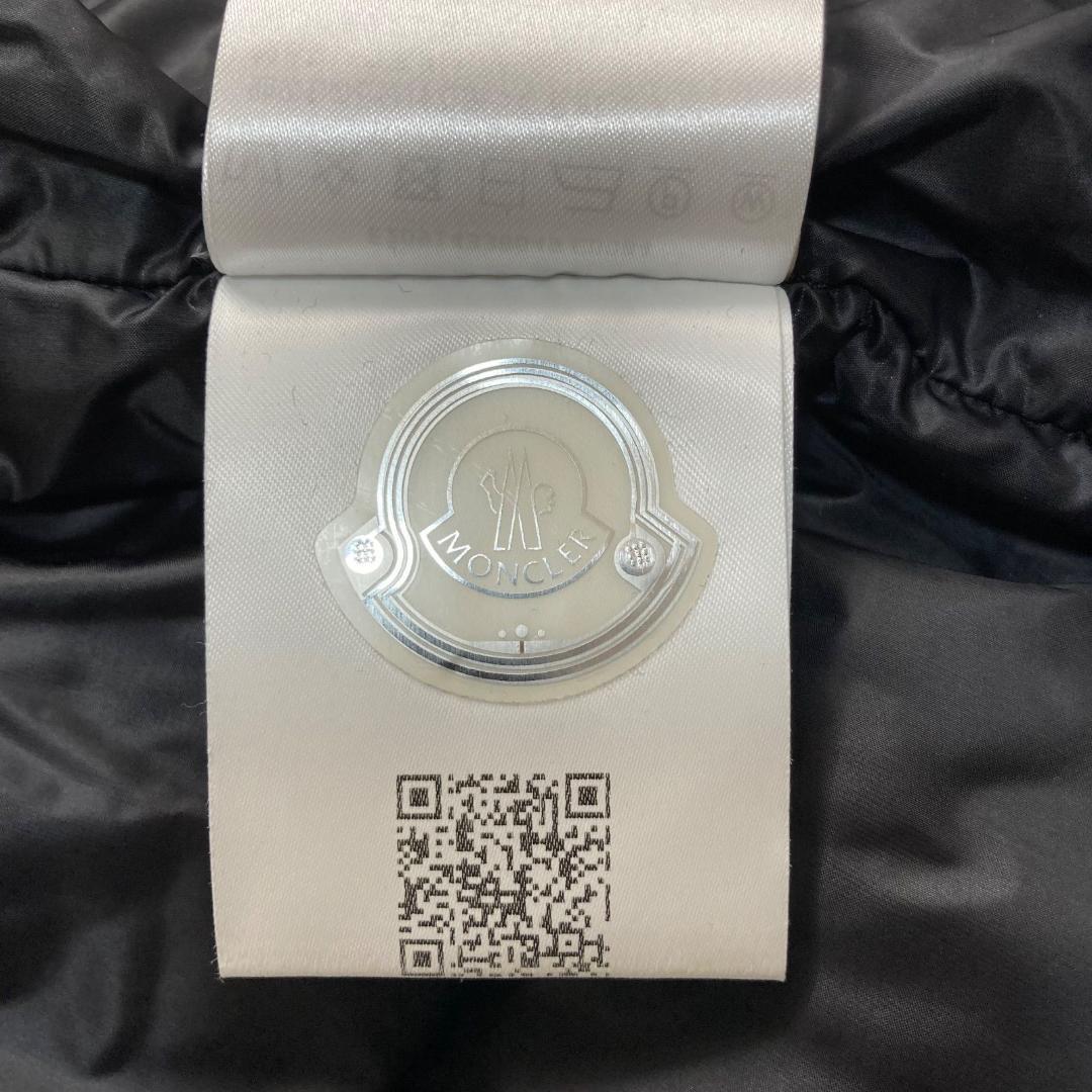 16714✨モンクレールBILLECART ダウンベスト フード ワッペンロゴ