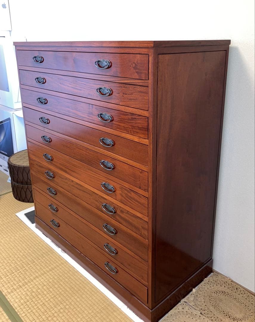 花梨製和タンス 10引き出し 赤みブラウン