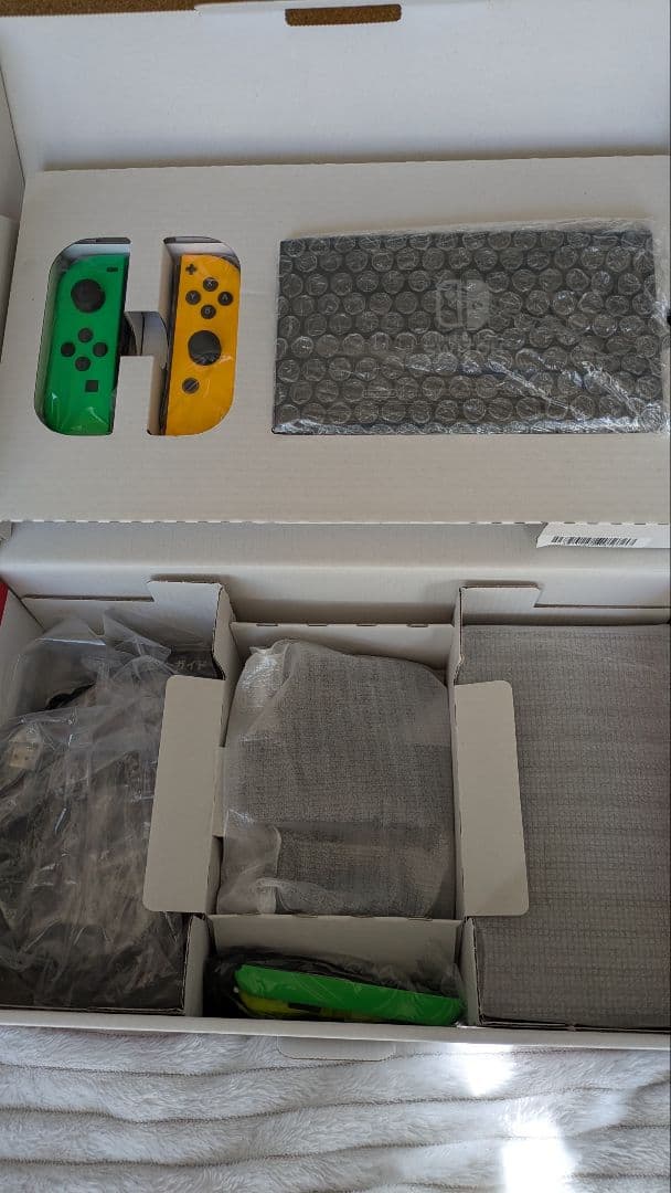 Nintendo Switch 本体 ＋ジョイコン＋SDカード128GB＋おまけ