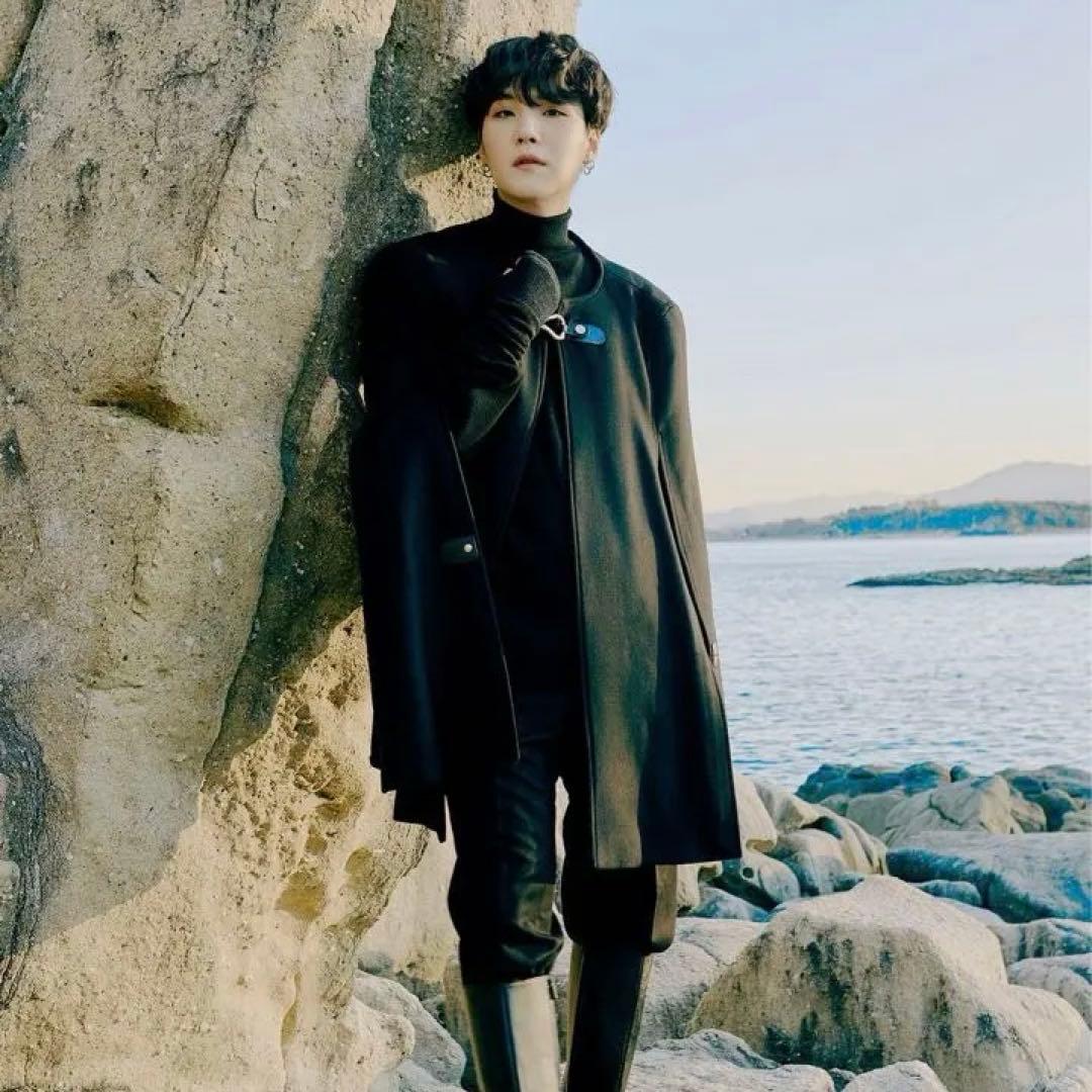 ザラ×マンテコ　BTS・ヨンギ着　バックル付き　ケープコート　ポンチョ　ウール