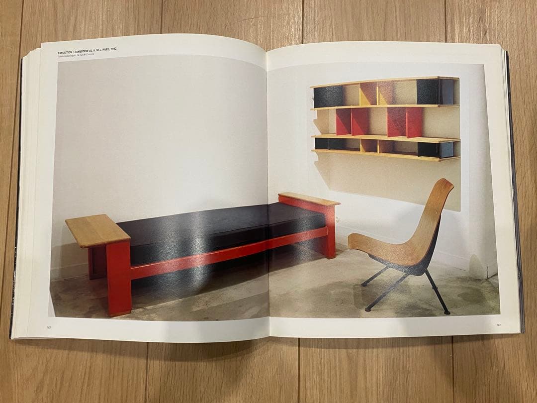 希少本　jean prouve ジャンプルーヴェ シャルロットペリアン