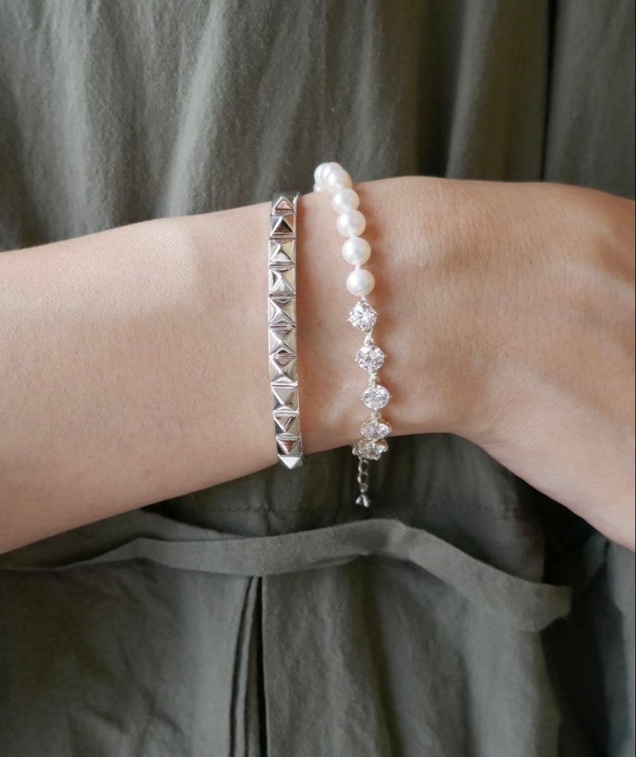 aiko着 e.m. イーエム シルバー スタッズ バングル