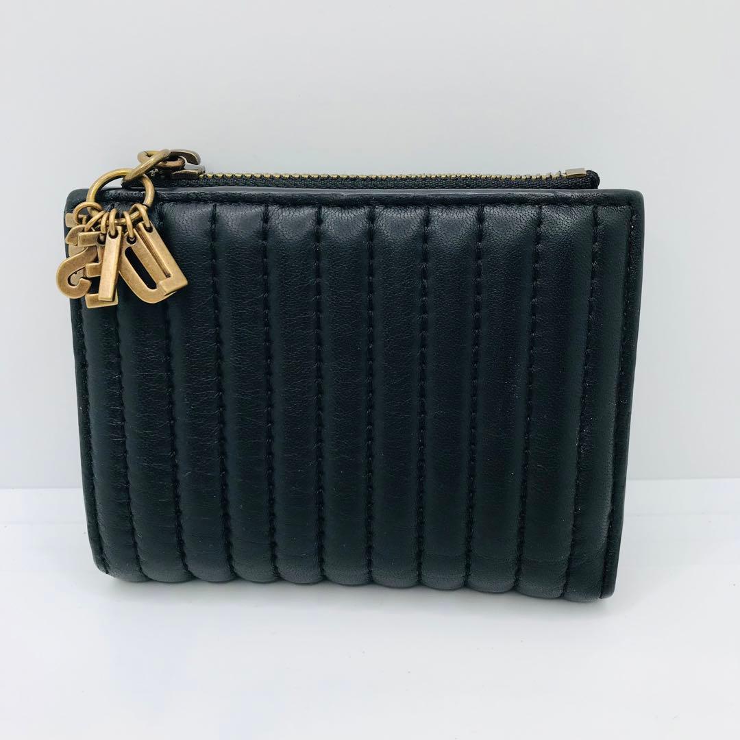 極美品✨DIESEL 二つ折り財布 ラムレザー エンボス コンパクトウォレット