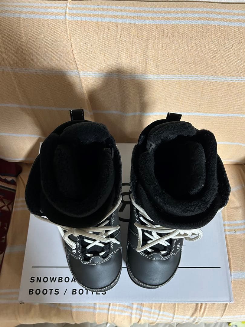 美品!!RIDE スノーボードブーツ ブラック 女性用