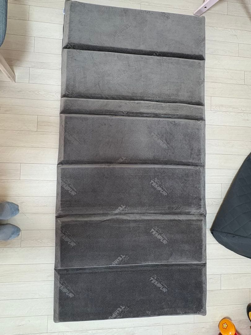 【美品　2週間のみ使用】TEMPUR フトンデラックス マットレス