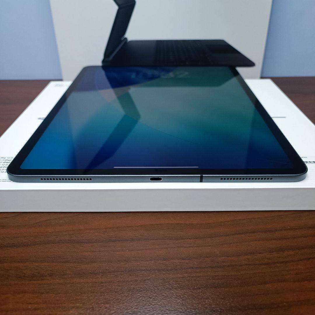 美品 iPad Pro 12.9 第3世代 WiFi Simフリー256GB