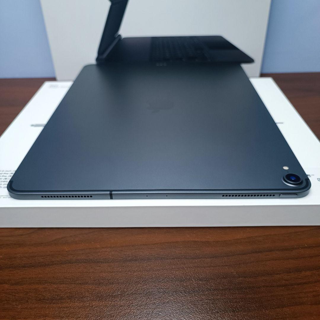 美品 iPad Pro 12.9 第3世代 WiFi Simフリー256GB
