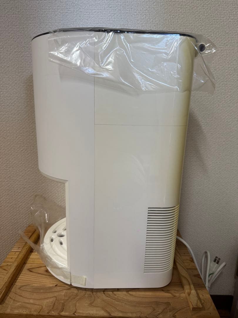 【新品未使用】エブリィフレシャスminiカートリッジ3個付きウォーターサーバ