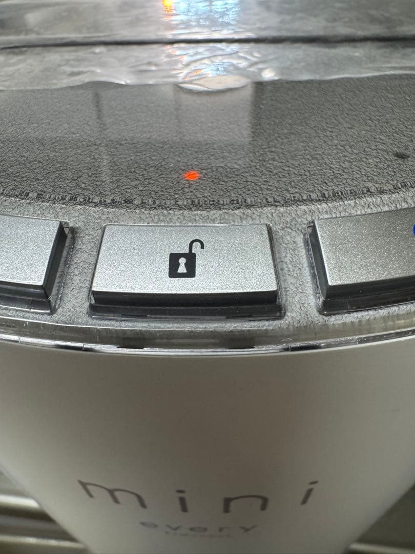 【新品未使用】エブリィフレシャスminiカートリッジ3個付きウォーターサーバ