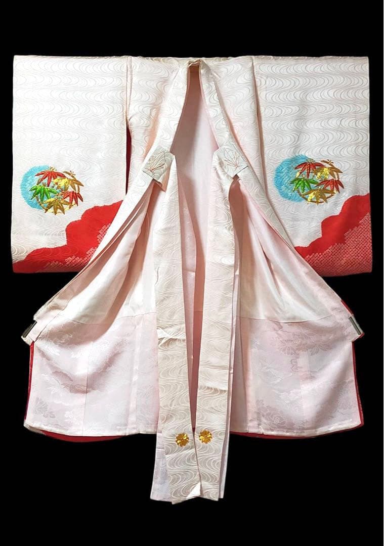 □ 正絹女児用　お宮参り　掛け着　初着　七五三　アンティーク　可愛い花柄刺繍