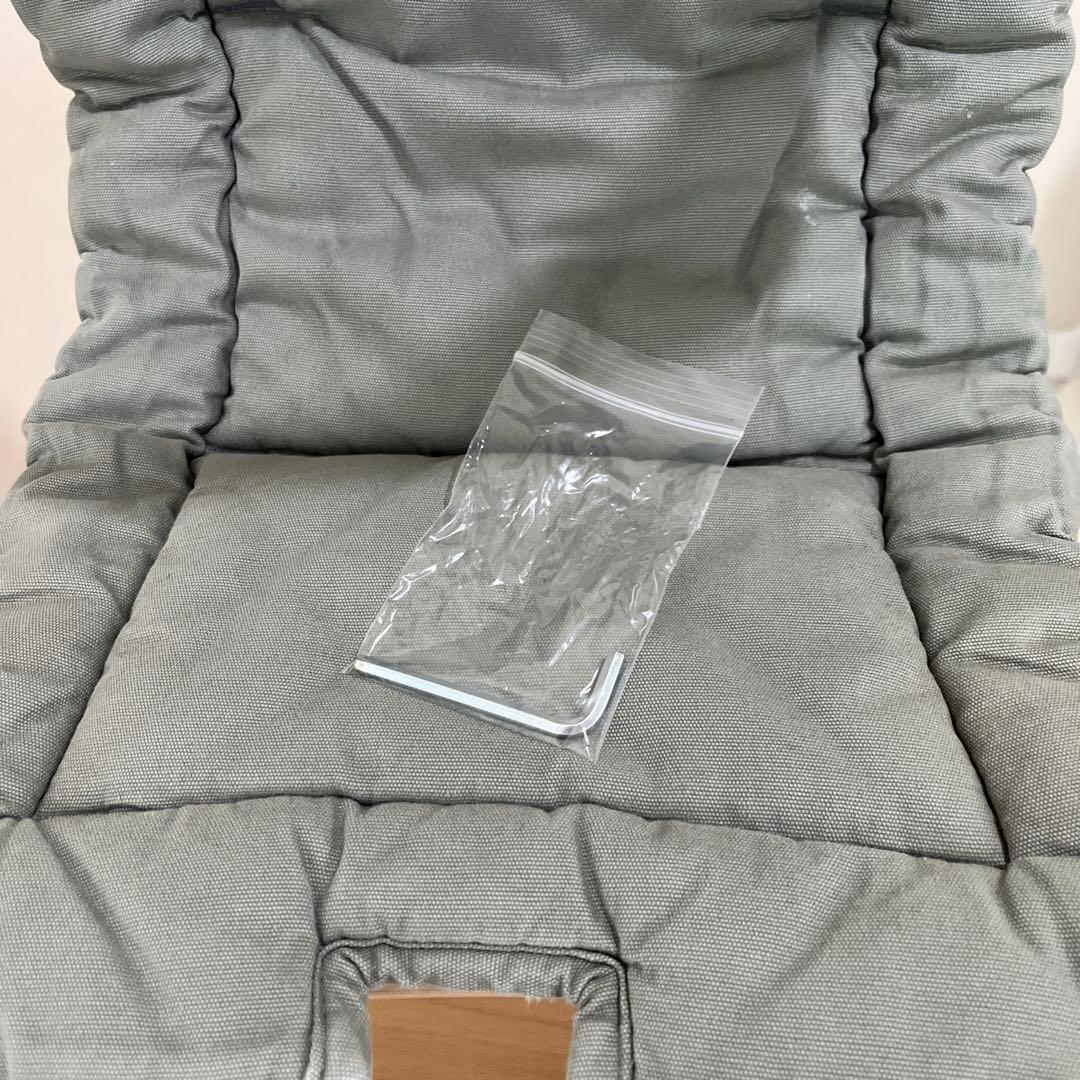 【Leander】リエンダーハイチェア⭐︎クッション&セーフバー付き⭐︎2021購入