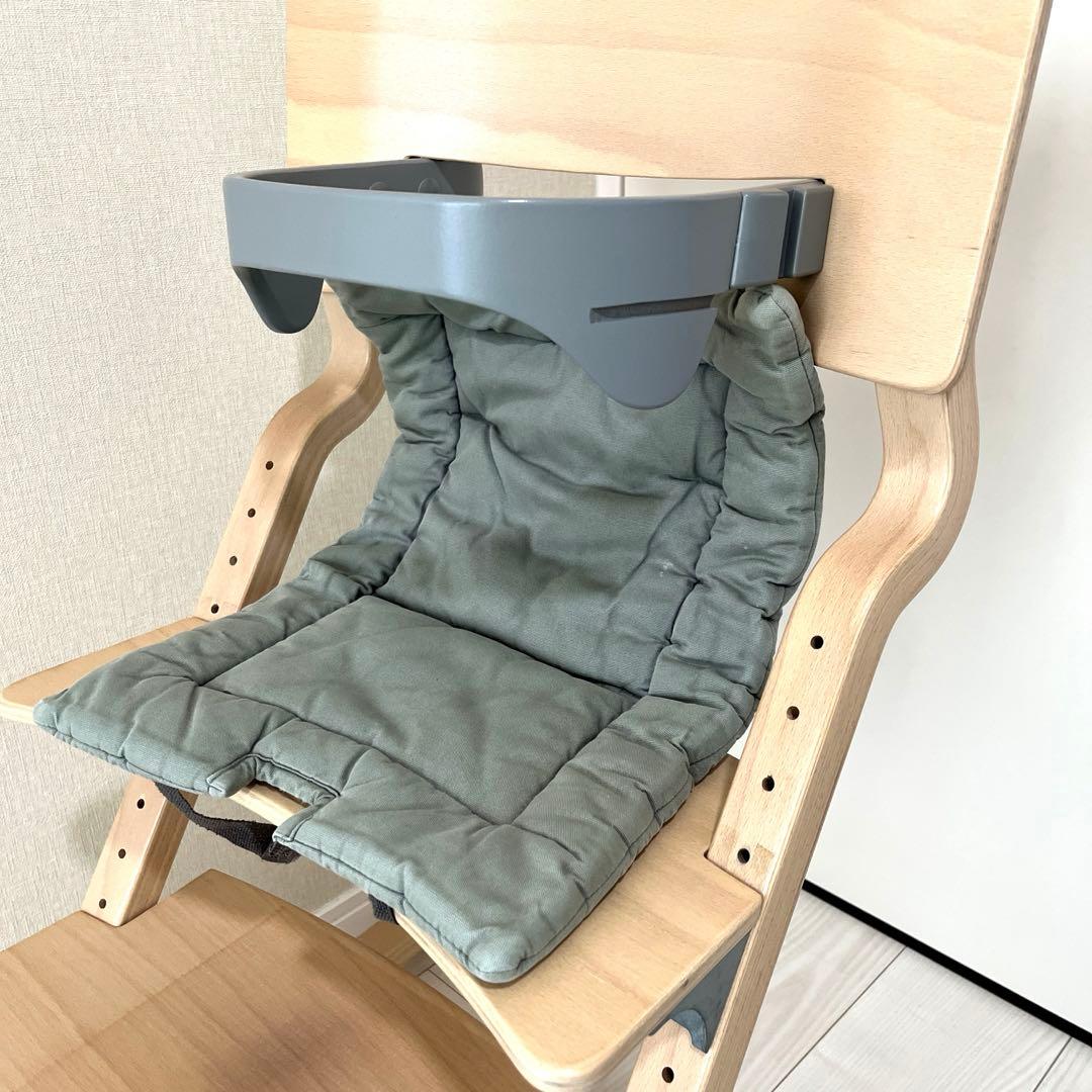 【Leander】リエンダーハイチェア⭐︎クッション&セーフバー付き⭐︎2021購入
