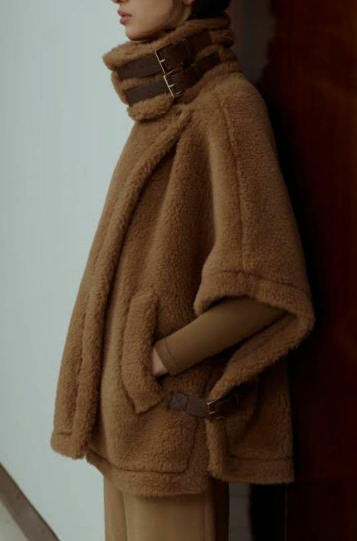 Max Mara テディ ケープ ホワイト