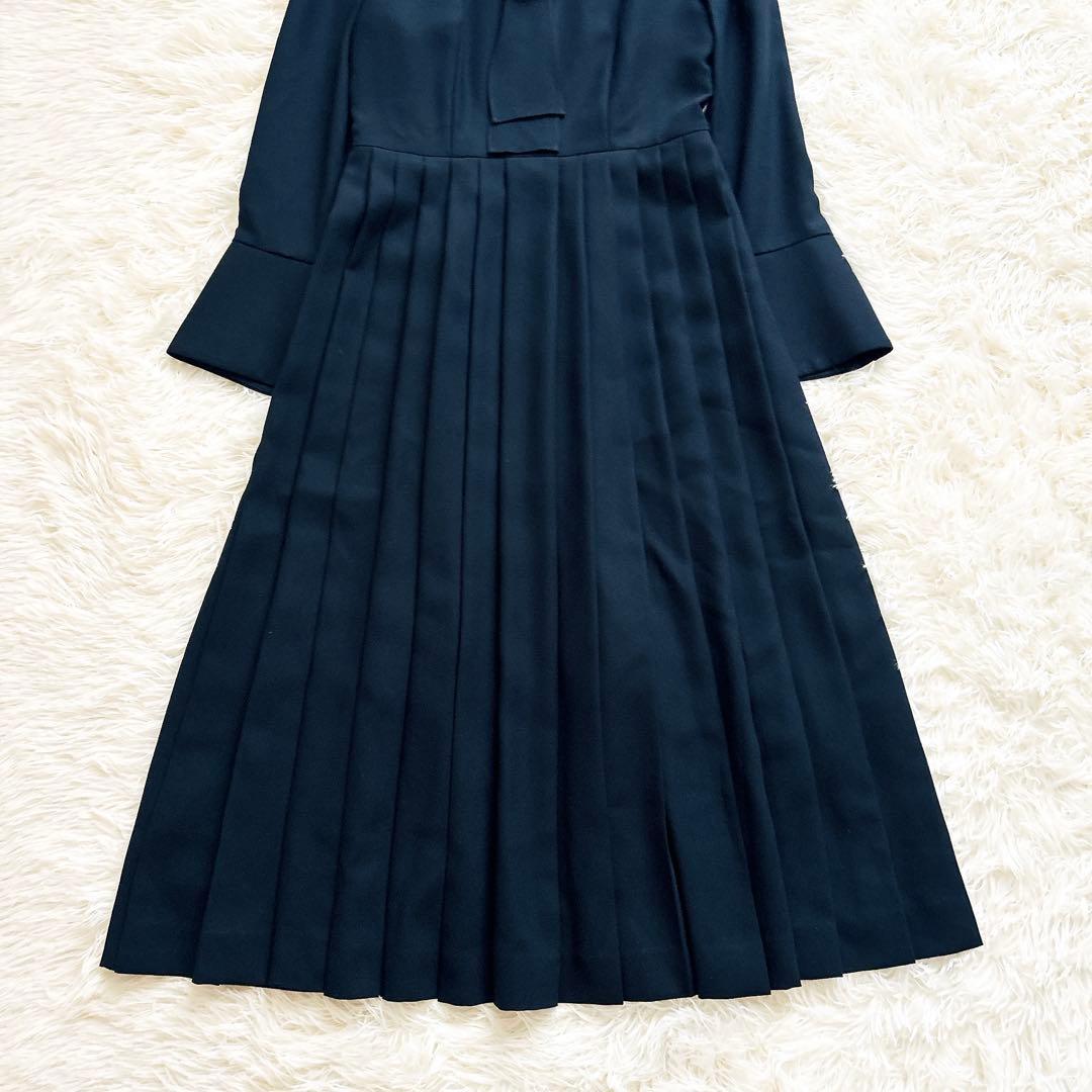 【mana♥︎】セルフォード　ロングワンピース　ボウタイプリーツワンピース