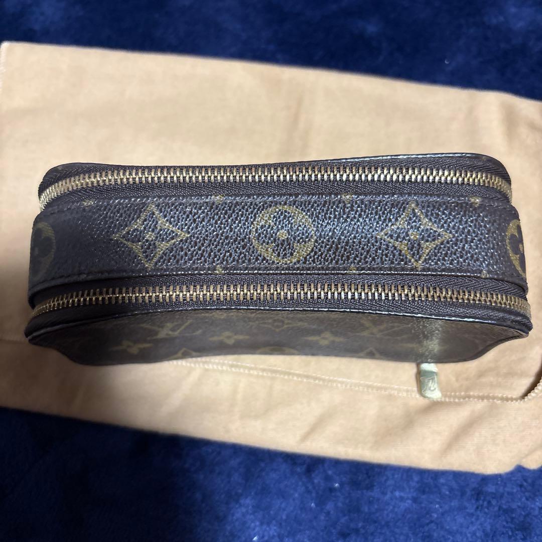ルイ・ヴィトン　トゥールスブラッシュモノグラムメイクポーチ