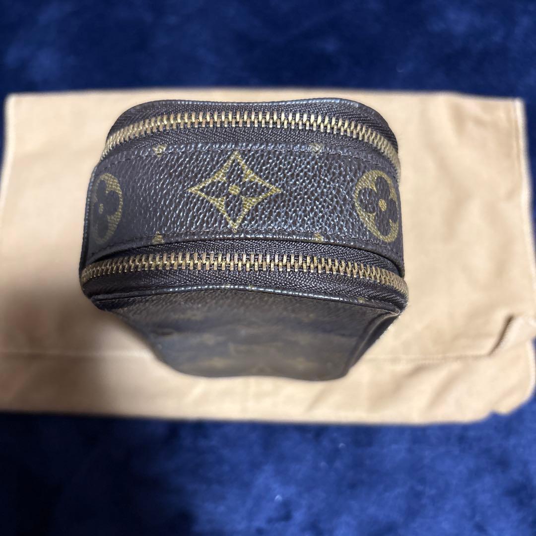 ルイ・ヴィトン　トゥールスブラッシュモノグラムメイクポーチ