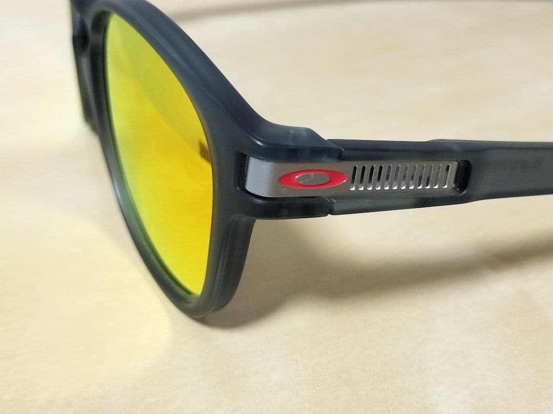 状態良好 美品 OAKLEY LATCH