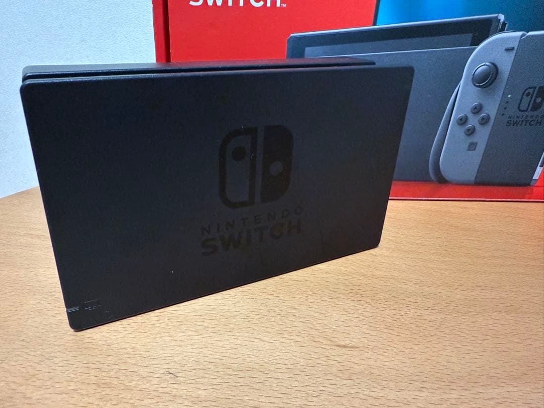 美品　Nintendo Switch 本体 ソフト4本セット