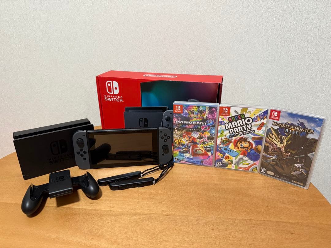 美品　Nintendo Switch 本体 ソフト4本セット