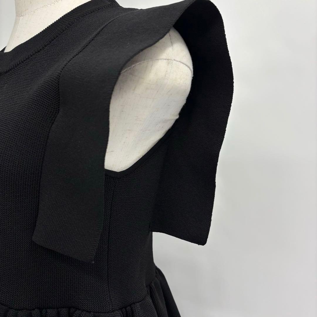 美品　クラネ　CLANE　スクエアスリーブギャザーニットトップス　1　ブラック
